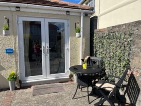 Porthcawl Holiday Apartments and Self Catering cozycozy