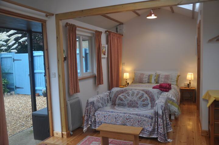 Lulworth Sleeps 2 Self Contained Converted Stable - Lulworth Cove