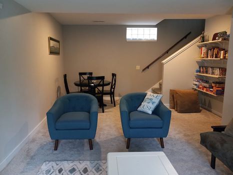 MacKenzie Center, airbnb, hotels and vacation rentals