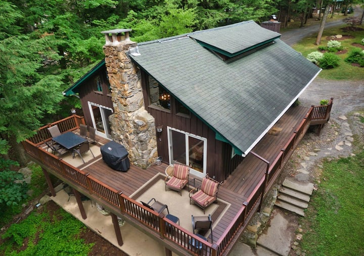 Gorgeous Lakefront Lake George Area Chalet - New York (state)
