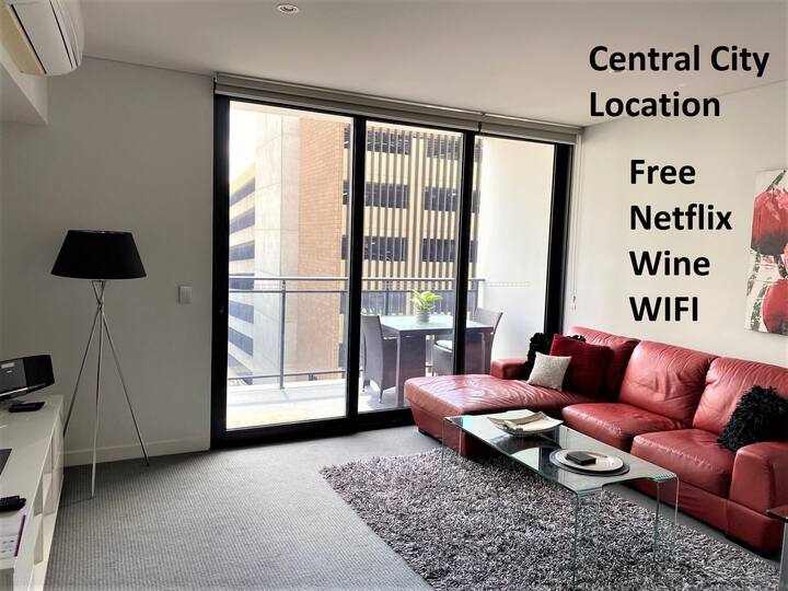 Stylish City Central Exec Views Netflix Wifi Wine - Perth