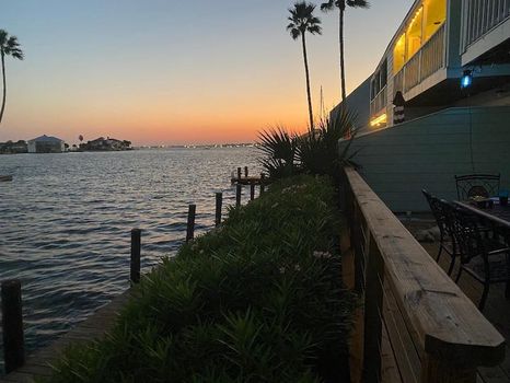 Rockport Apartments and Condos For Rent cozycozy