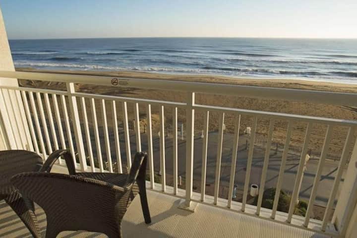 Stay Oceanfront at the Ocean Sands - Virginia Beach