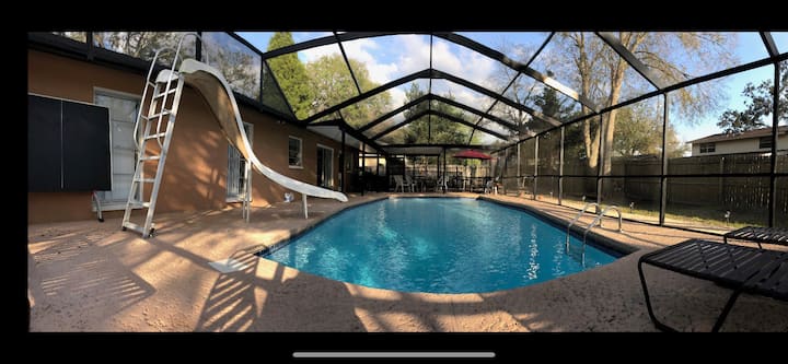 Home With Pool!  Spacious And Excellent Location. - Tampa, FL
