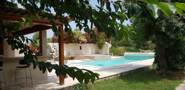 Villa avec piscine/cuisine d'été, 10 mn de la mer - Miramas