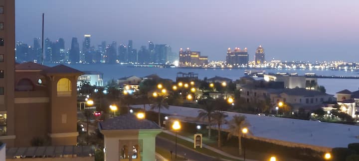 One bedroom Sea View with Spacious living area. - Qatar