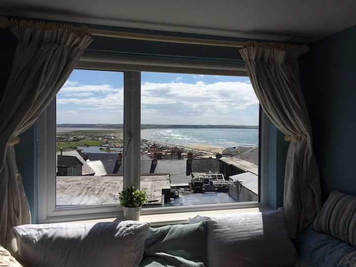 4 bedroom townhouse near the beach - Tramore