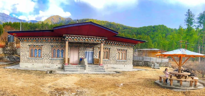 Deki’s Taktsang Bungalow - Bhoutan