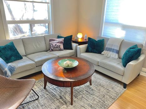 Gimli Places to Stay and Lodgings cozycozy