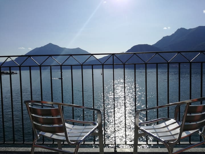 Terrace on the lake - direttamente sul lago - Bellano