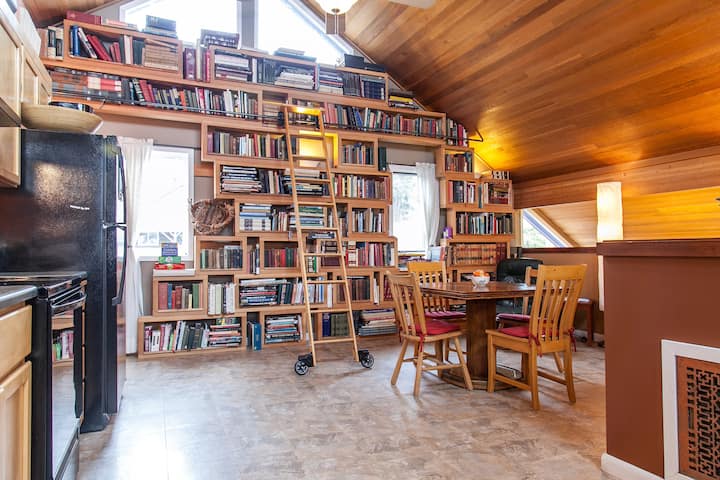 Home away from Home (aka Book House) - Bend, OR