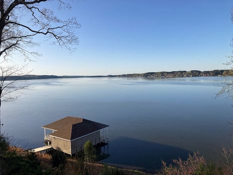 Lake Tillery, NC airbnb, hotels and vacation rentals