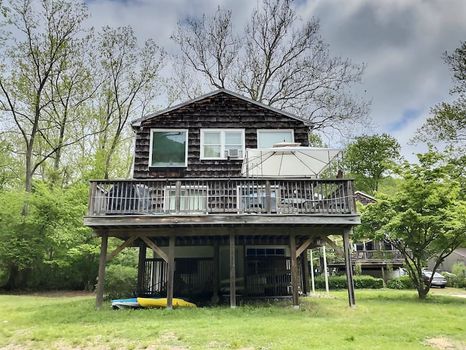 Lake Zoar, CT airbnb, hotels and vacation rentals