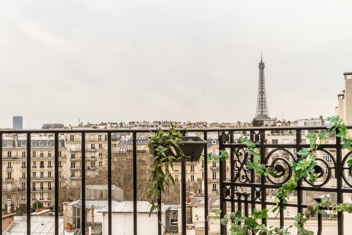 Superbe 2P avec terrasse vue Arc de Triomphe - Paris