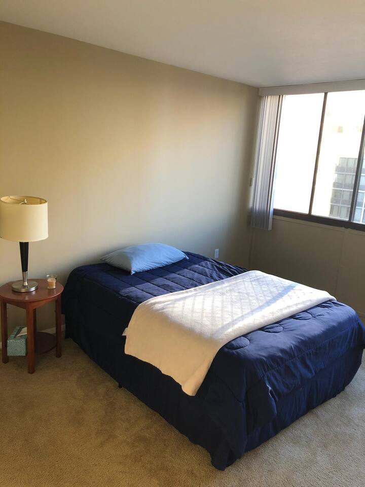 Affordable place in downtown - Cleveland, OH