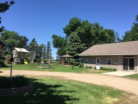 Lost Island Lake, IA airbnb, hotels and vacation rentals