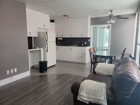 Apartments and Condos For Rent cozycozy