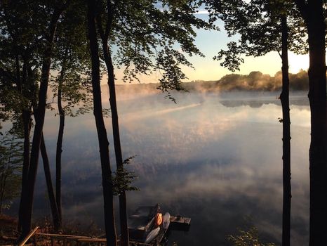 Diamond Lake, White Cloud airbnb, hotels and vacation rentals