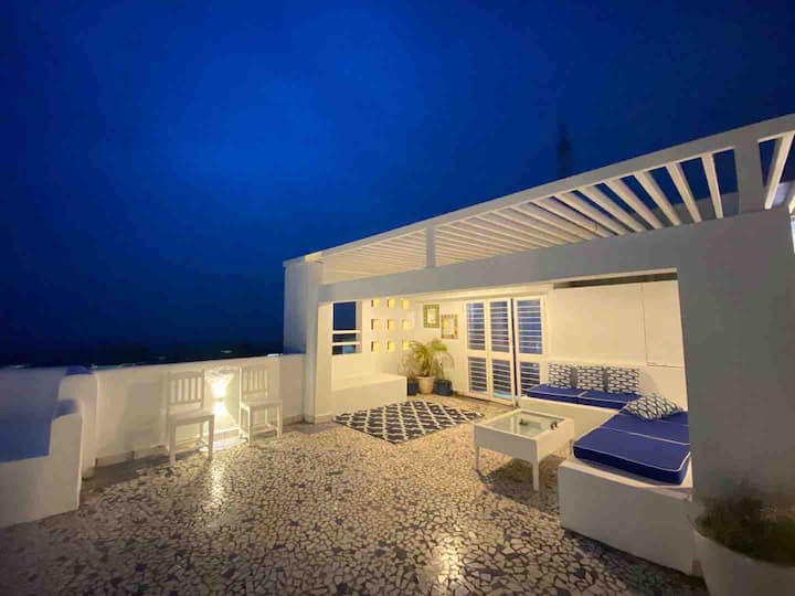 The One - A Mediterranean Themed Terrace Apartment - Ganpatipule