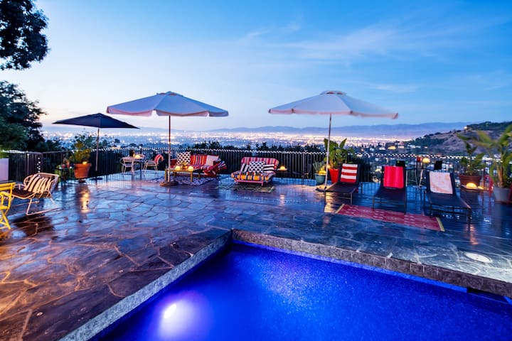 H’wood Hills 5 Star Gem. Pool Panoramic Views ! - Beverly Hills, CA