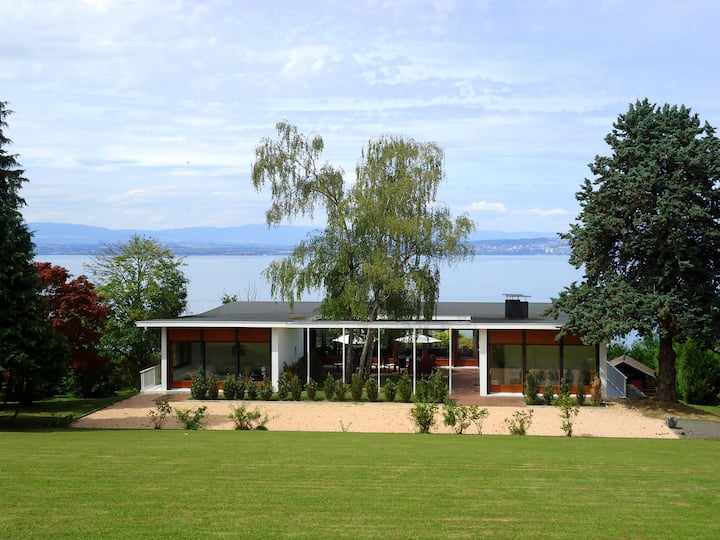 Evian, Mid-Century; Stunning Views on Lake Geneva - Évian-les-Bains