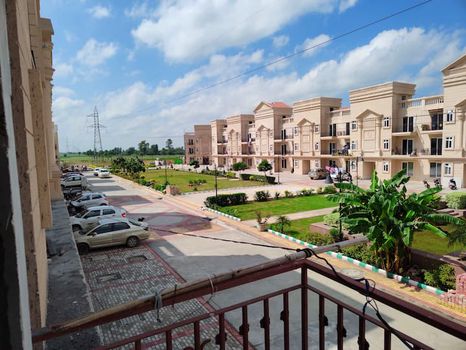 Karnal Apartments and Condos For Rent cozycozy