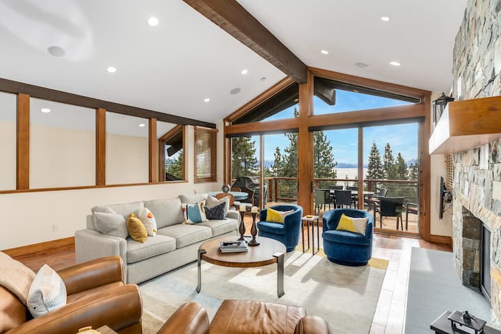 Spacious And Bright Dollar Point Rental W/ Hot Tub - Tahoe City