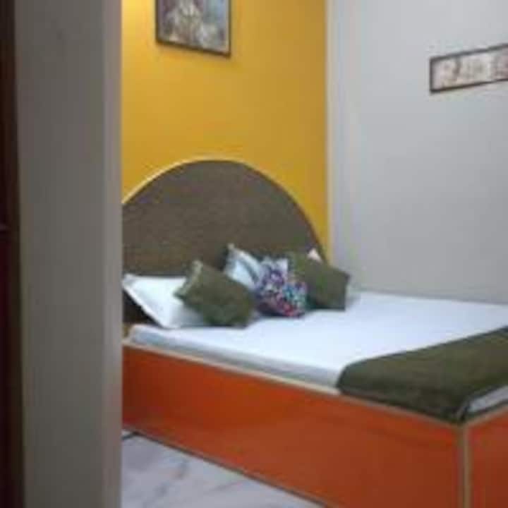 Om 5 Bedroom Apartment Agra - Agra