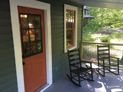 Chimney Rock, NC Vacation Rentals and Airbnb | cozycozy