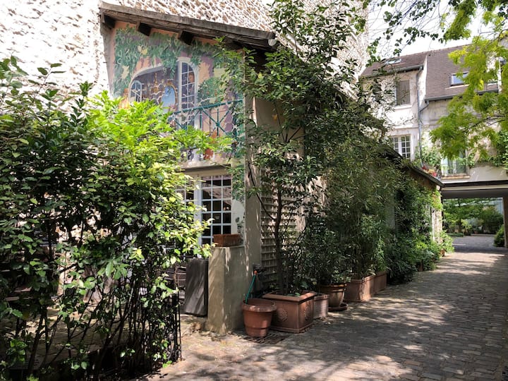 Petite Maison/terrasse sur cour arborée - Bastille - Montreuil