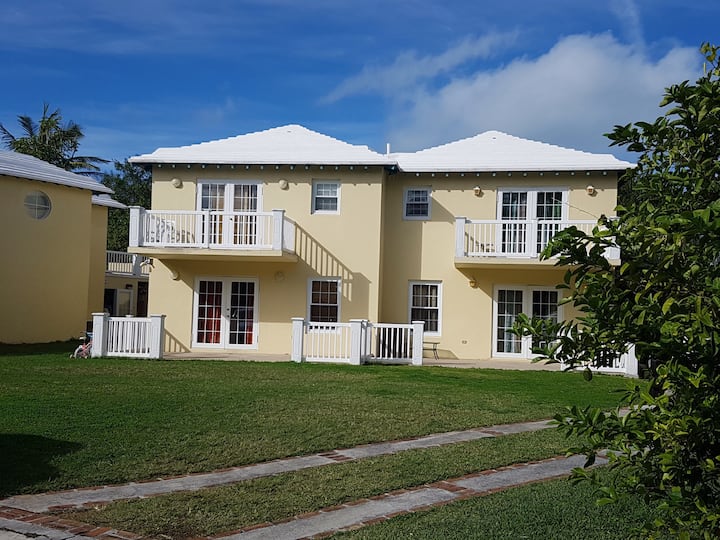 Townhouse Close To Beaches/golf Perfect For Groups - Bermuda