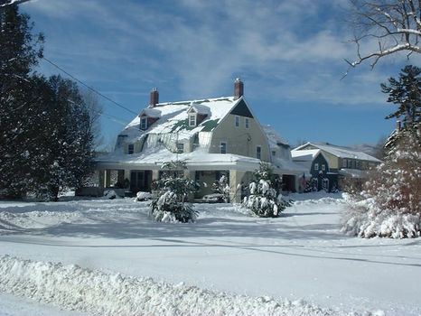 Waterbury Village Historic District Vacation Rentals and Airbnb cozycozy