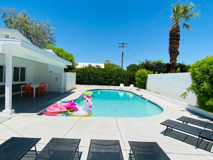 3 Minutes From Downtown Chic Bungalow And Views - Palm Springs, CA