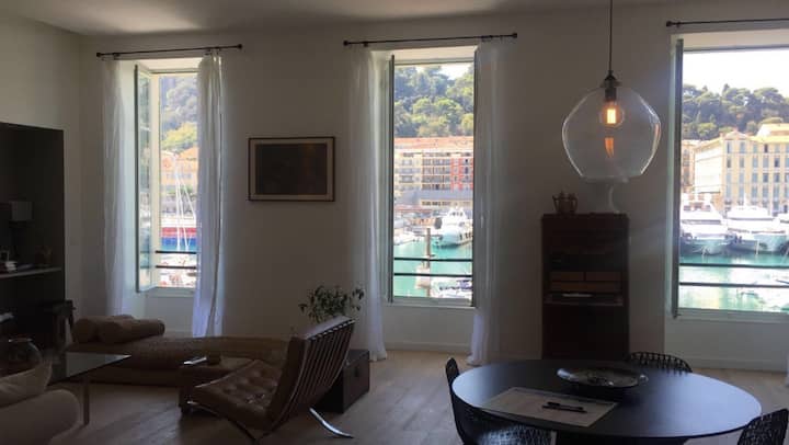 Private room in a lovely apartment on the harbor - Plage de la Réserve - Nice