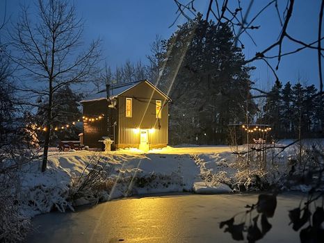 Delhi Villas and Beach house Best Price on cozycozy