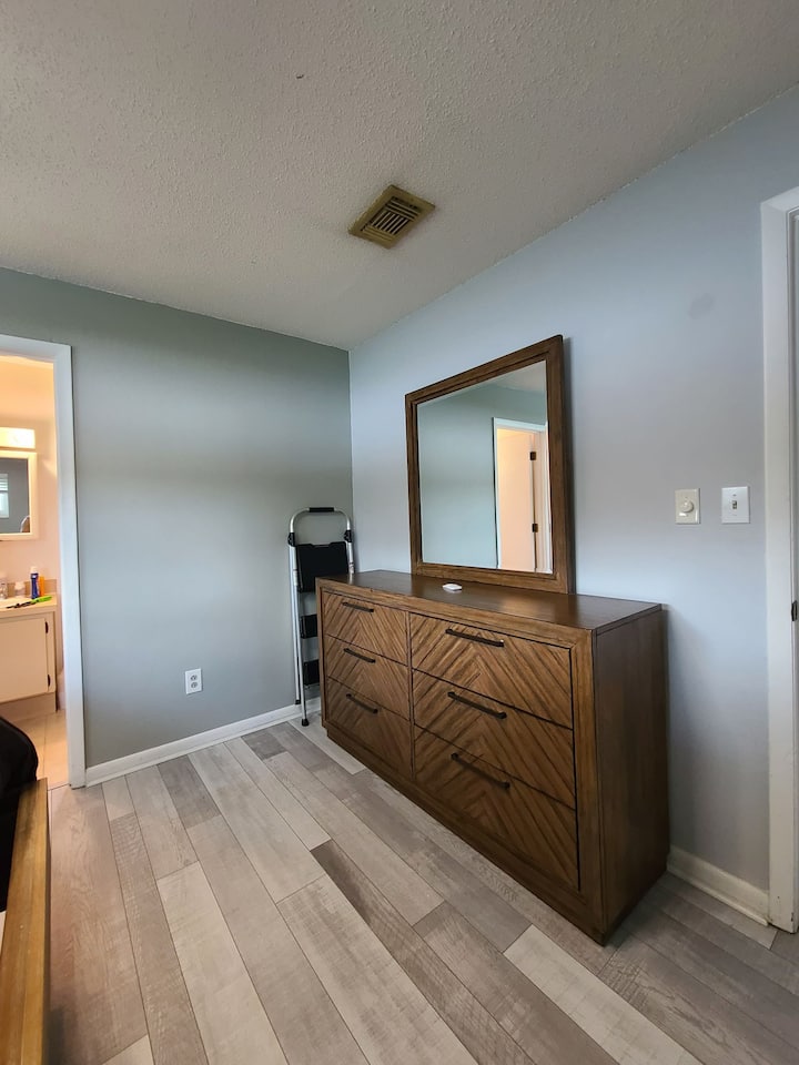 Bedroom With Private Bathroom For Rent. - Orlando