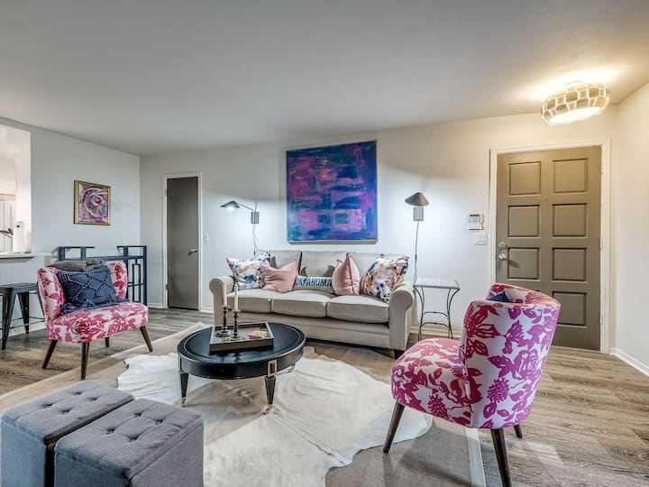 "Luxe 3 bed condo with patio and outdoor grill! - Edmond, OK
