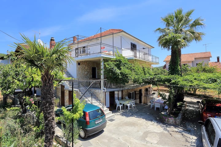 Sunset Apartment for 6 person - Tisno