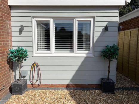 Highcliffe Holiday Apartments & Self Catering Cozycozy