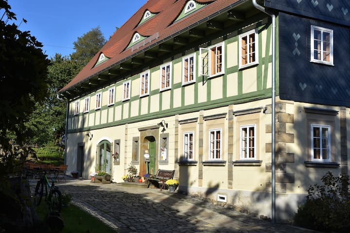 Historischer Familien-Erlebnis-Bauernhof  1 - Germany