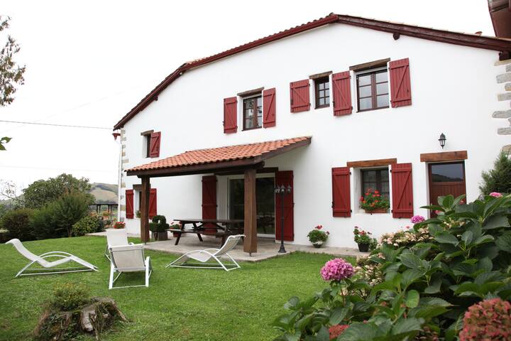 Gîte Harrieta (183m² 4 chambres) - Pays basque français