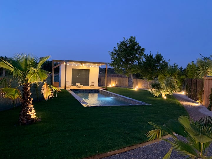 Villa et annexe avec piscine à Aix en Provence - Venelles