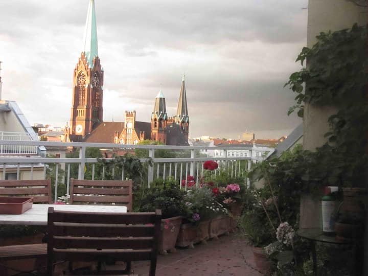 Privat Room And Bathroom In Large Rooftop W/elev. - Berlín