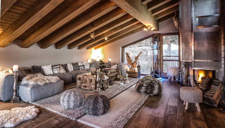 Finest Courchevel Chalet with Wide Views on the Valley - Courchevel