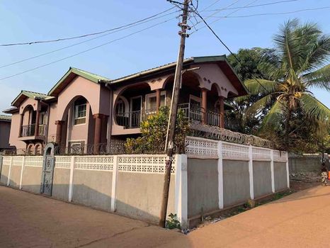 Freetown Vacation Rentals and Airbnb cozycozy