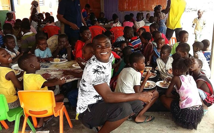 Jaynii Streetwise- having fun helping the needy - Ghana