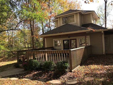 Traders Point, IN airbnb, hotels and vacation rentals