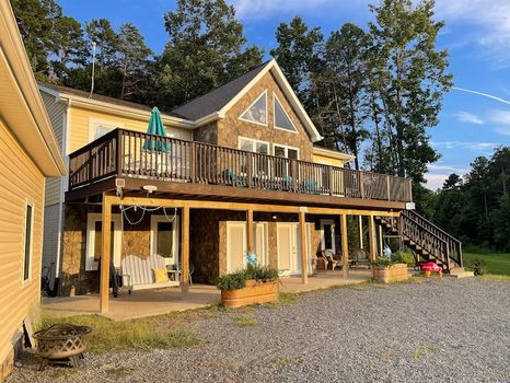 Lake Anna, VA Cabins Best prices on cozycozy