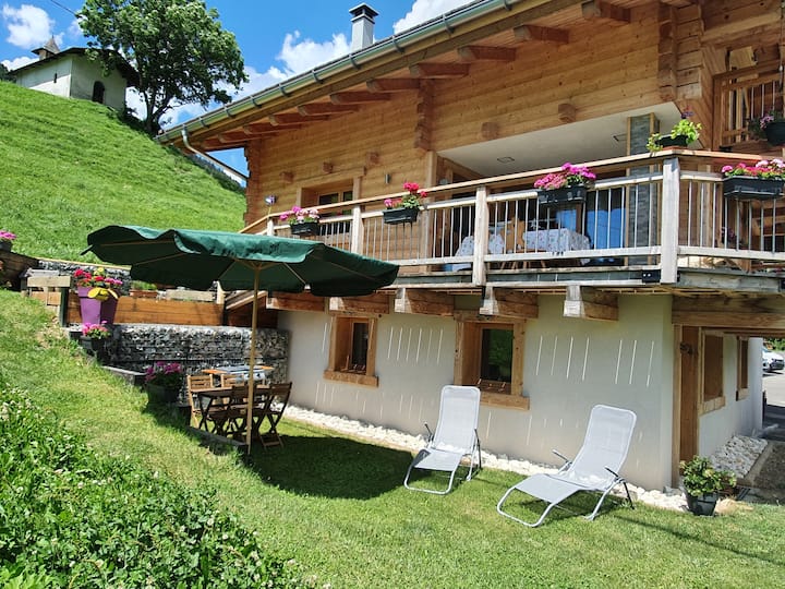 Appartement dans maison individuelle à la montagne - Lac de la Girotte