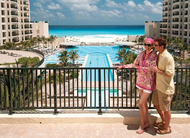 The Royal Sands Resort
Master Suite
C/vista Al Mar - Cancún